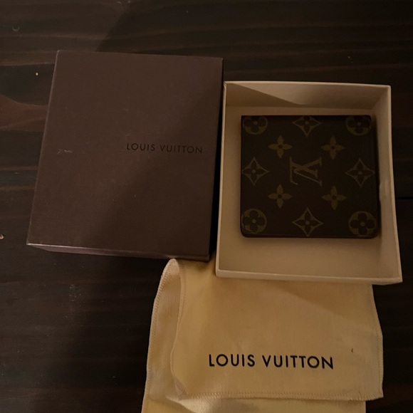 Men’s wallet - Picture 1 of 3